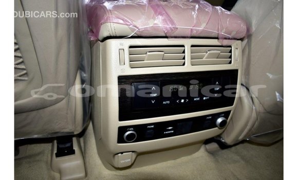 Buy Import Toyota Land Cruiser White Car in Import - Dubai in Dhufar Buy Import Toyota Land Cruiser White Car in Import - Dubai in Dhufar