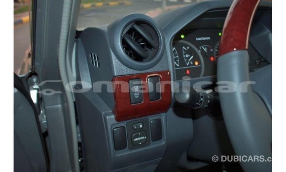 Buy Import Toyota Land Cruiser Other Car in Import - Dubai in Dhufar Buy Import Toyota Land Cruiser Other Car in Import - Dubai in Dhufar