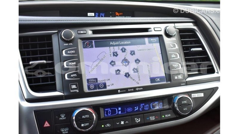 Big with watermark toyota highlander dhufar import dubai 2289