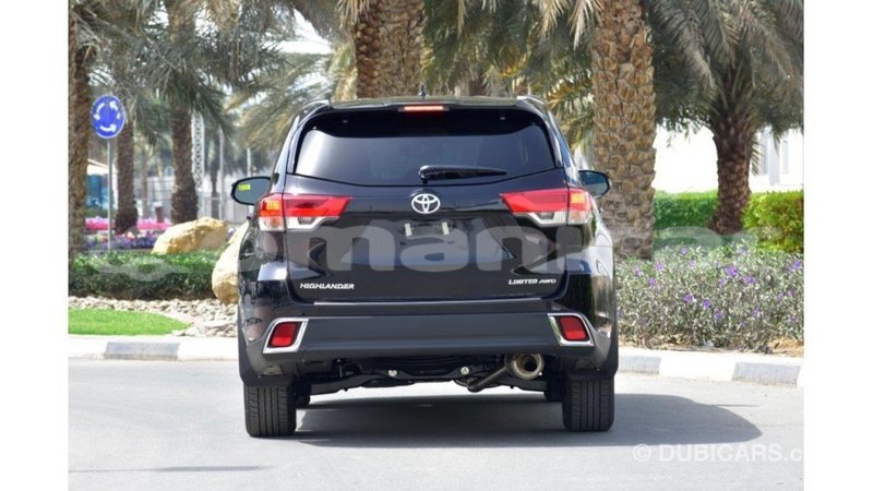 Big with watermark toyota highlander dhufar import dubai 2289