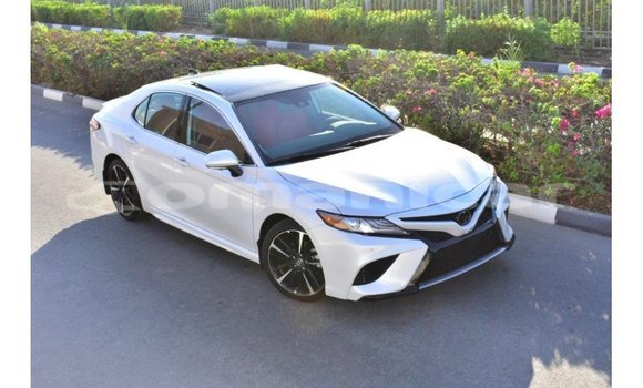 Buy Import Toyota Camry White Car in Import - Dubai in Dhufar Buy Import Toyota Camry White Car in Import - Dubai in Dhufar