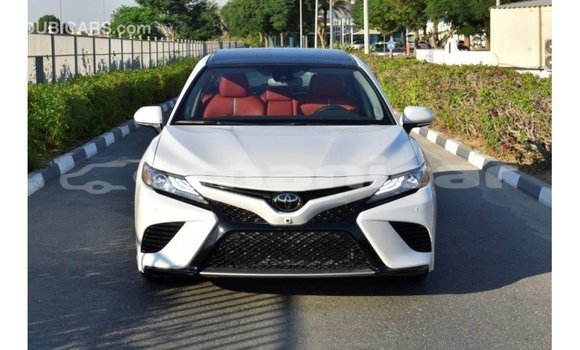 Buy Import Toyota Camry White Car in Import - Dubai in Dhufar Buy Import Toyota Camry White Car in Import - Dubai in Dhufar