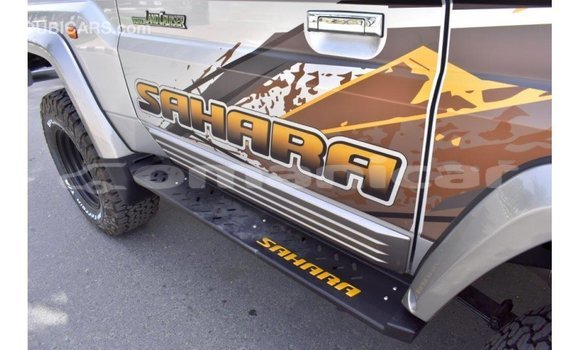 Buy Import Toyota Land Cruiser Other Car in Import - Dubai in Dhufar Buy Import Toyota Land Cruiser Other Car in Import - Dubai in Dhufar