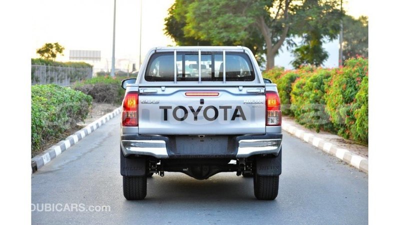 Big with watermark toyota hilux dhufar import dubai 2294