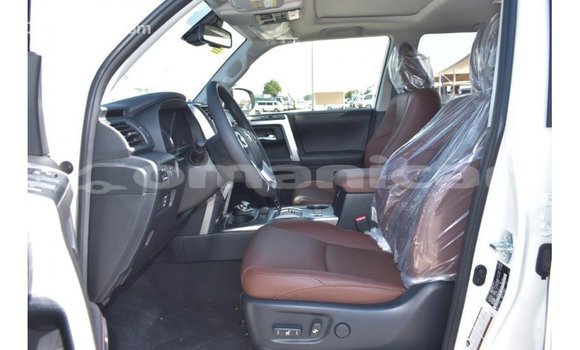 Buy Import Toyota 4Runner White Car in Import - Dubai in Dhufar Buy Import Toyota 4Runner White Car in Import - Dubai in Dhufar