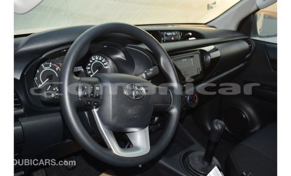 Buy Import Toyota Hilux White Car in Import - Dubai in Dhufar Buy Import Toyota Hilux White Car in Import - Dubai in Dhufar