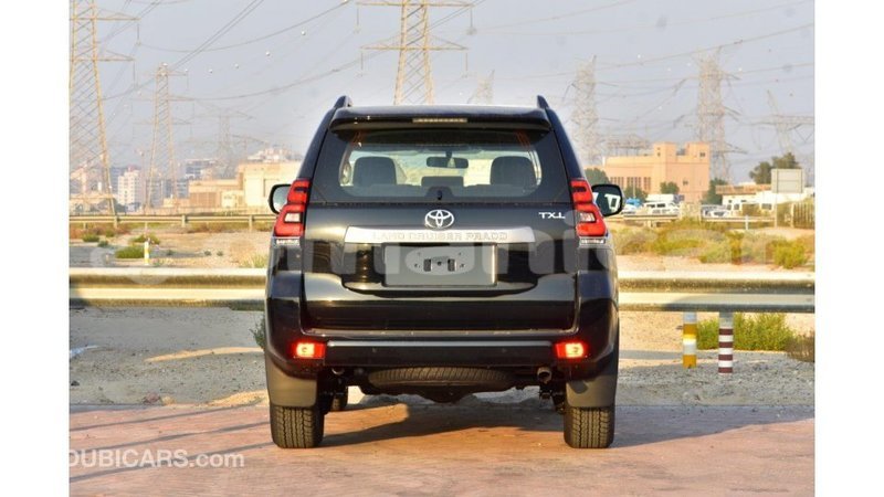 Big with watermark toyota prado dhufar import dubai 2297