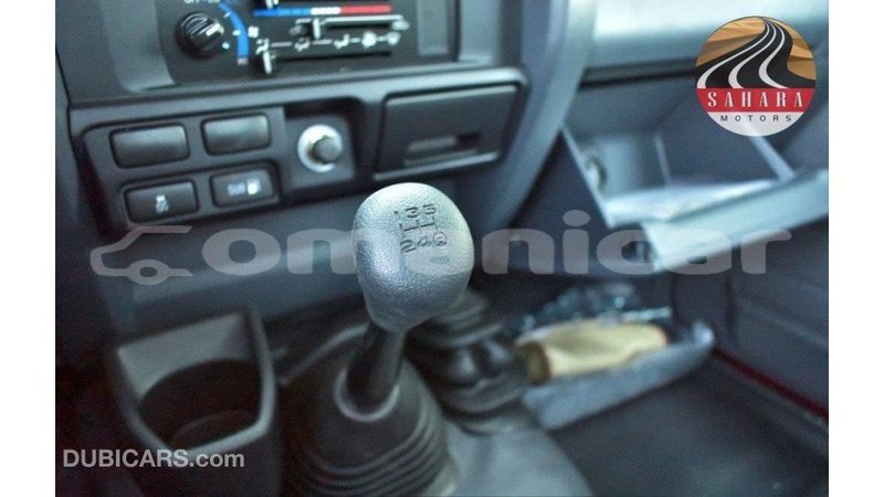 Big with watermark toyota land cruiser dhufar import dubai 2298