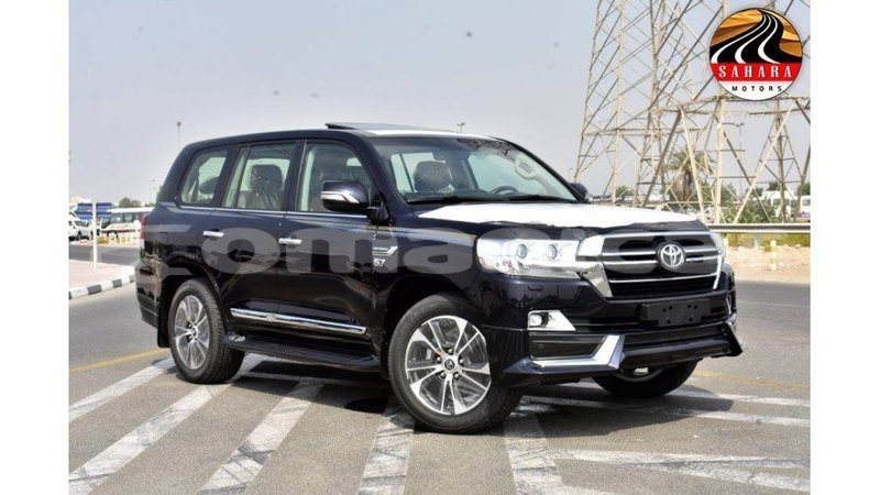 Big with watermark toyota land cruiser dhufar import dubai 2299