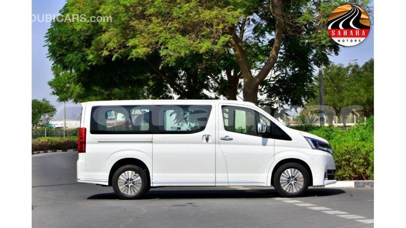Big with watermark toyota granvia dhufar import dubai 2301