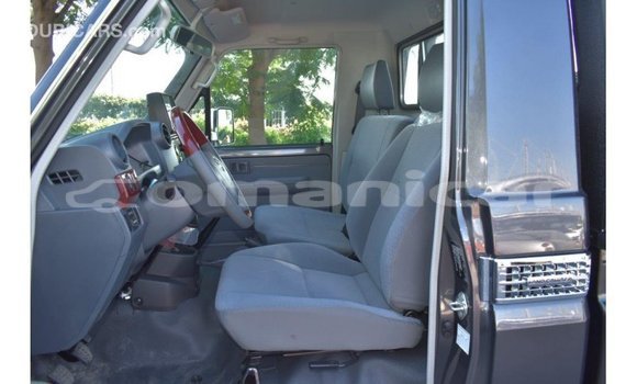 Buy Import Toyota Land Cruiser Other Car in Import - Dubai in Dhufar Buy Import Toyota Land Cruiser Other Car in Import - Dubai in Dhufar