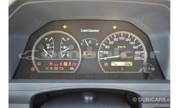 Buy Import Toyota Land Cruiser Other Car in Import - Dubai in Dhufar Buy Import Toyota Land Cruiser Other Car in Import - Dubai in Dhufar