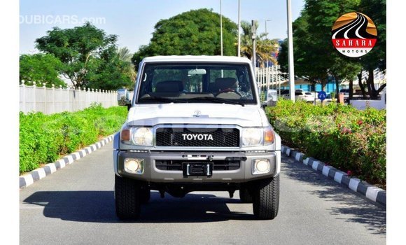 Buy Import Toyota Land Cruiser Other Car in Import - Dubai in Dhufar Buy Import Toyota Land Cruiser Other Car in Import - Dubai in Dhufar