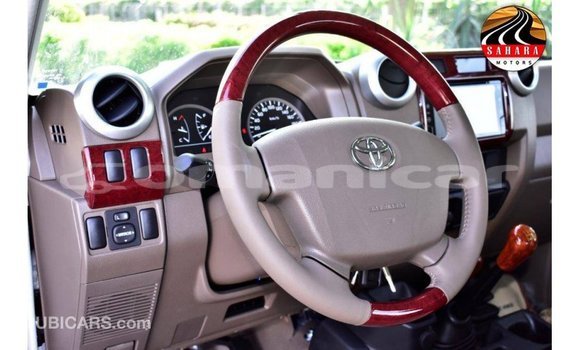 Buy Import Toyota Land Cruiser Other Car in Import - Dubai in Dhufar Buy Import Toyota Land Cruiser Other Car in Import - Dubai in Dhufar
