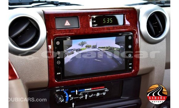 Buy Import Toyota Land Cruiser Other Car in Import - Dubai in Dhufar Buy Import Toyota Land Cruiser Other Car in Import - Dubai in Dhufar