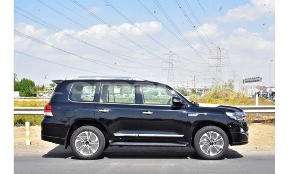 Buy Import Toyota Land Cruiser Black Car in Import - Dubai in Dhufar Buy Import Toyota Land Cruiser Black Car in Import - Dubai in Dhufar