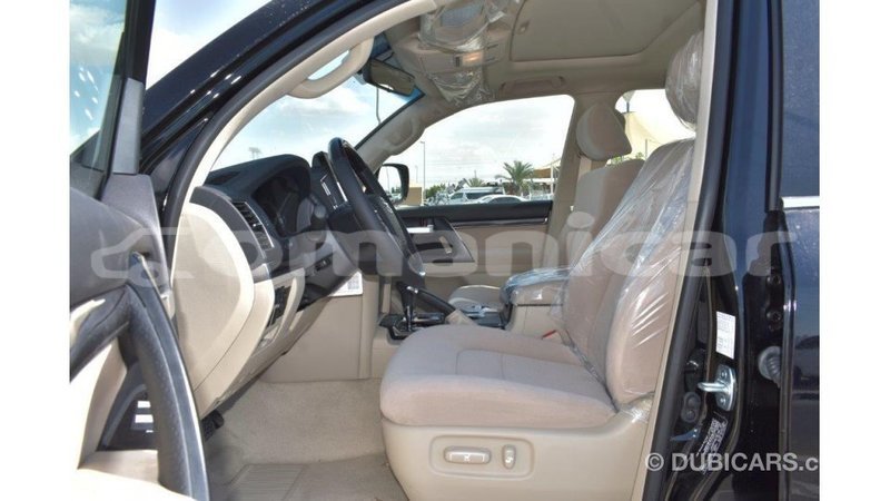 Big with watermark toyota land cruiser dhufar import dubai 2305