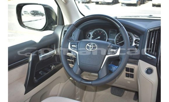 Buy Import Toyota Land Cruiser Black Car in Import - Dubai in Dhufar Buy Import Toyota Land Cruiser Black Car in Import - Dubai in Dhufar