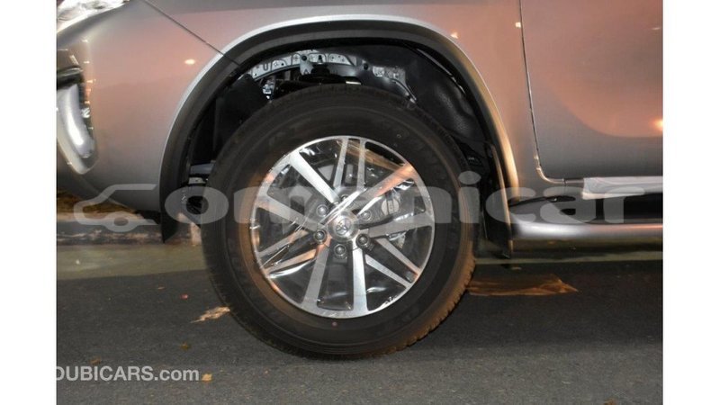 Big with watermark toyota fortuner dhufar import dubai 2306