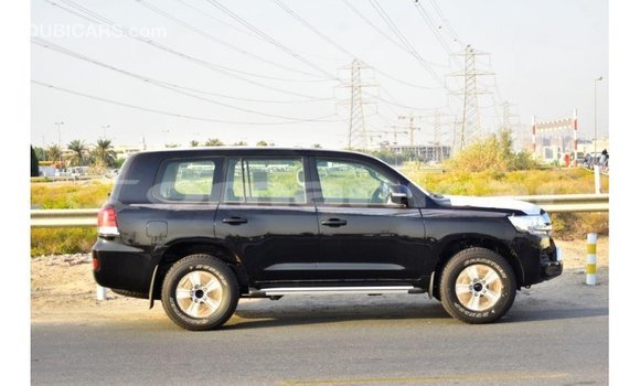 Buy Import Toyota Land Cruiser Black Car in Import - Dubai in Dhufar Buy Import Toyota Land Cruiser Black Car in Import - Dubai in Dhufar