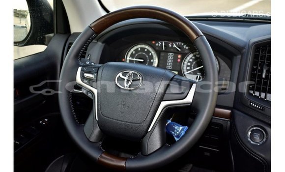 Buy Import Toyota Land Cruiser Black Car in Import - Dubai in Dhufar Buy Import Toyota Land Cruiser Black Car in Import - Dubai in Dhufar