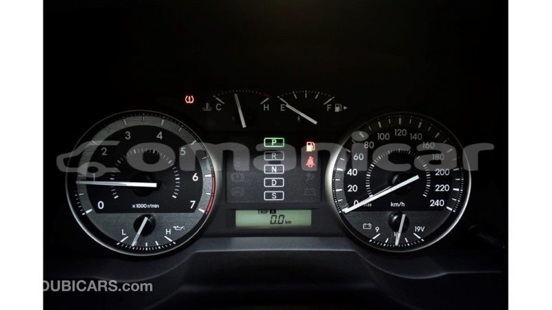 Big with watermark toyota land cruiser dhufar import dubai 2308