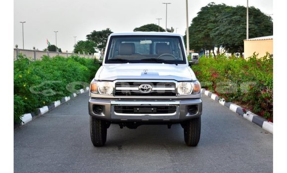 Buy Import Toyota Land Cruiser Other Car in Import - Dubai in Dhufar Buy Import Toyota Land Cruiser Other Car in Import - Dubai in Dhufar