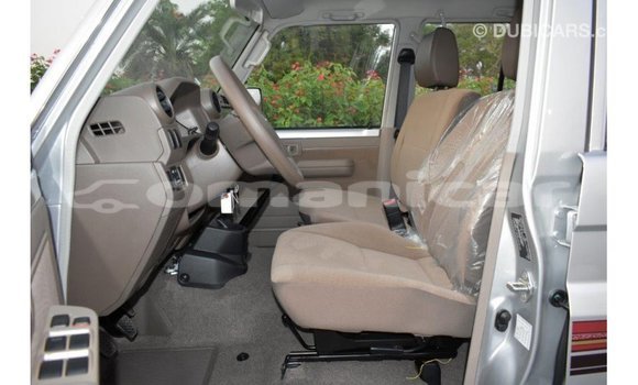 Buy Import Toyota Land Cruiser Other Car in Import - Dubai in Dhufar Buy Import Toyota Land Cruiser Other Car in Import - Dubai in Dhufar