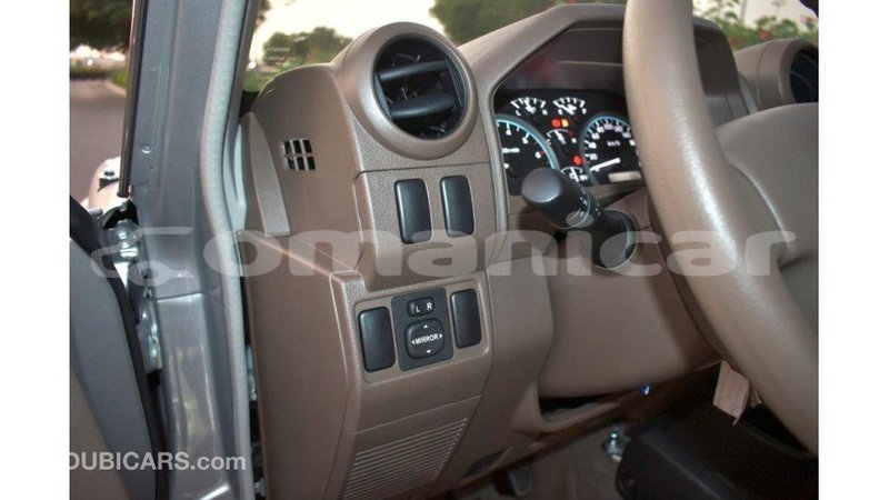 Big with watermark toyota land cruiser dhufar import dubai 2309