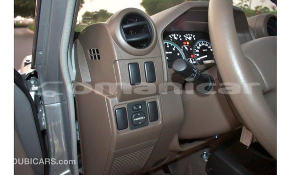 Buy Import Toyota Land Cruiser Other Car in Import - Dubai in Dhufar Buy Import Toyota Land Cruiser Other Car in Import - Dubai in Dhufar