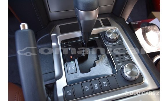 Buy Import Toyota Land Cruiser White Car in Import - Dubai in Dhufar Buy Import Toyota Land Cruiser White Car in Import - Dubai in Dhufar