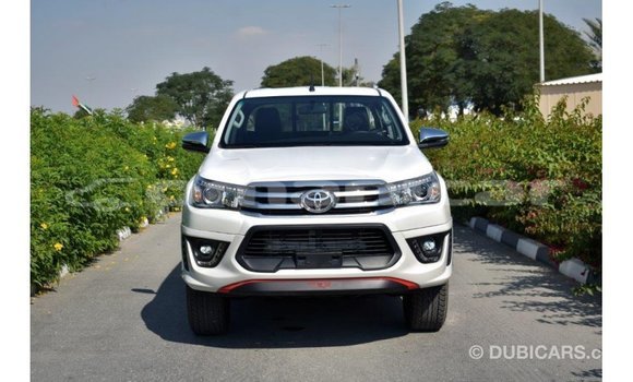 Buy Import Toyota Hilux White Car in Import - Dubai in Dhufar Buy Import Toyota Hilux White Car in Import - Dubai in Dhufar