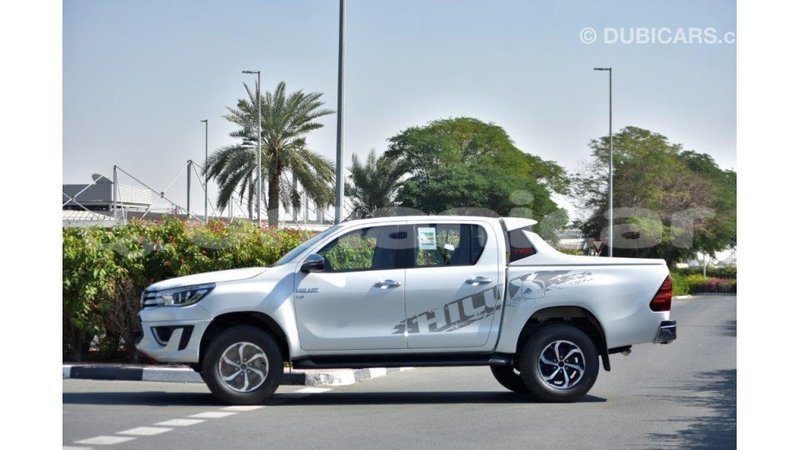 Big with watermark toyota hilux dhufar import dubai 2315