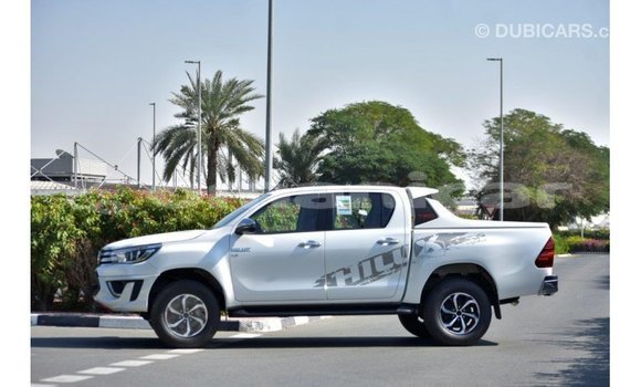 Buy Import Toyota Hilux White Car in Import - Dubai in Dhufar Buy Import Toyota Hilux White Car in Import - Dubai in Dhufar