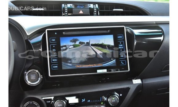 Buy Import Toyota Hilux White Car in Import - Dubai in Dhufar Buy Import Toyota Hilux White Car in Import - Dubai in Dhufar