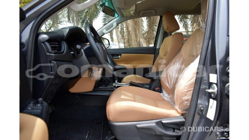 Big with watermark toyota fortuner dhufar import dubai 2316