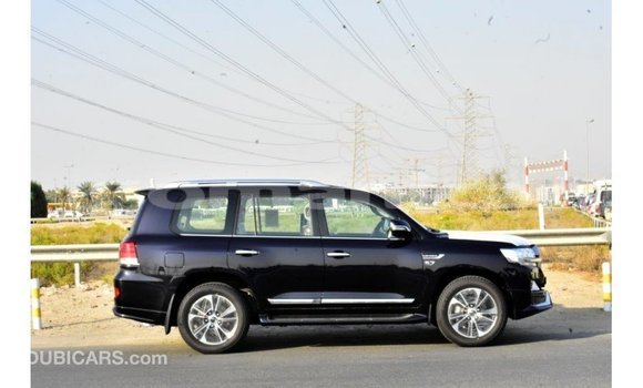 Buy Import Toyota Land Cruiser Black Car in Import - Dubai in Dhufar Buy Import Toyota Land Cruiser Black Car in Import - Dubai in Dhufar