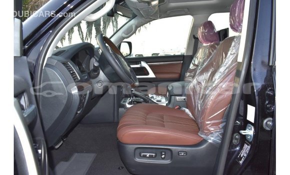 Buy Import Toyota Land Cruiser Black Car in Import - Dubai in Dhufar Buy Import Toyota Land Cruiser Black Car in Import - Dubai in Dhufar