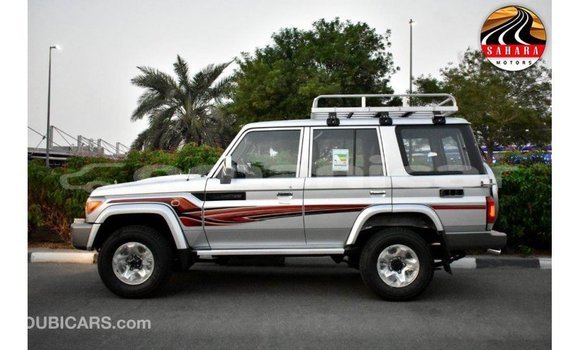 Buy Import Toyota Land Cruiser Other Car in Import - Dubai in Dhufar Buy Import Toyota Land Cruiser Other Car in Import - Dubai in Dhufar
