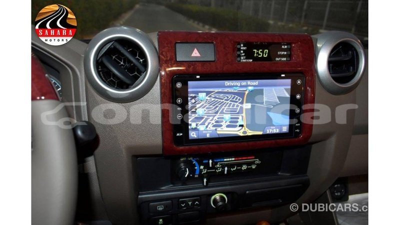 Big with watermark toyota land cruiser dhufar import dubai 2319