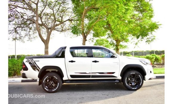 Buy Import Toyota Hilux White Car in Import - Dubai in Dhufar Buy Import Toyota Hilux White Car in Import - Dubai in Dhufar