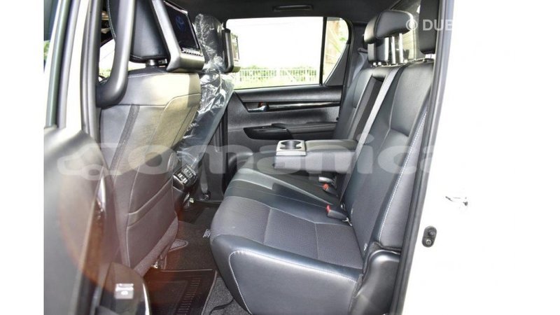 Big with watermark toyota hilux dhufar import dubai 2320