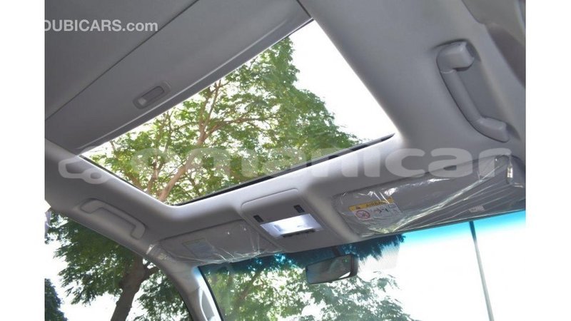 Big with watermark toyota land cruiser dhufar import dubai 2322