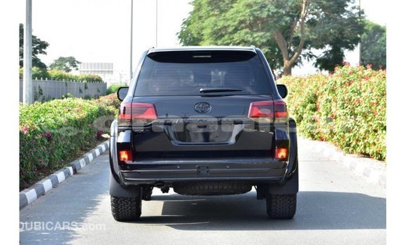 Buy Import Toyota Land Cruiser Black Car in Import - Dubai in Dhufar Buy Import Toyota Land Cruiser Black Car in Import - Dubai in Dhufar
