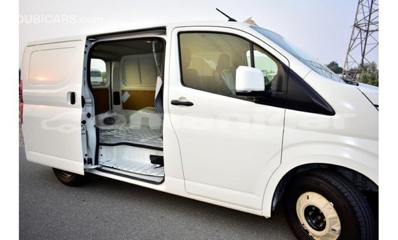 Buy Import Toyota Hiace White Car in Import - Dubai in Dhufar Buy Import Toyota Hiace White Car in Import - Dubai in Dhufar