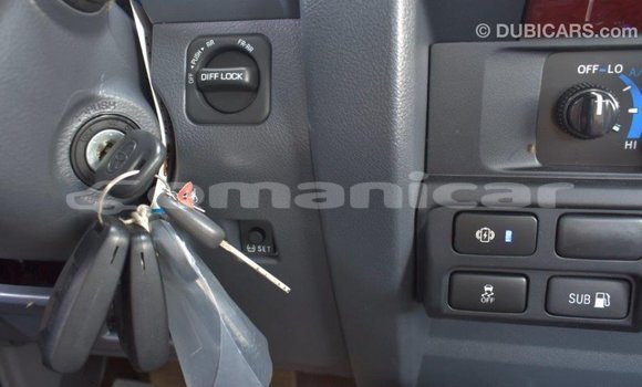 Buy Import Toyota Land Cruiser Other Car in Import - Dubai in Dhufar Buy Import Toyota Land Cruiser Other Car in Import - Dubai in Dhufar