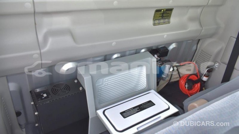 Big with watermark toyota land cruiser dhufar import dubai 2325