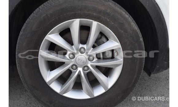 Buy Import Kia Sorento White Car in Import - Dubai in Dhufar