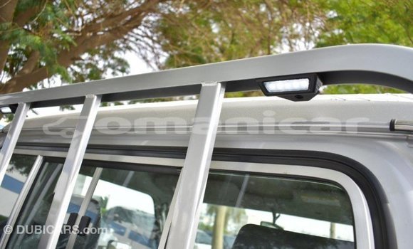 Buy Import Toyota Land Cruiser Other Car in Import - Dubai in Dhufar Buy Import Toyota Land Cruiser Other Car in Import - Dubai in Dhufar