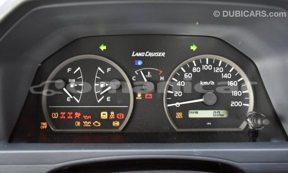 Buy Import Toyota Land Cruiser Other Car in Import - Dubai in Dhufar Buy Import Toyota Land Cruiser Other Car in Import - Dubai in Dhufar